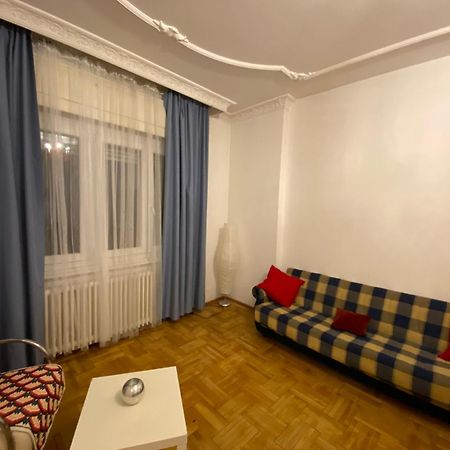 Apartment With Balcony And Ac Next To Danube Budapest Bagian luar foto