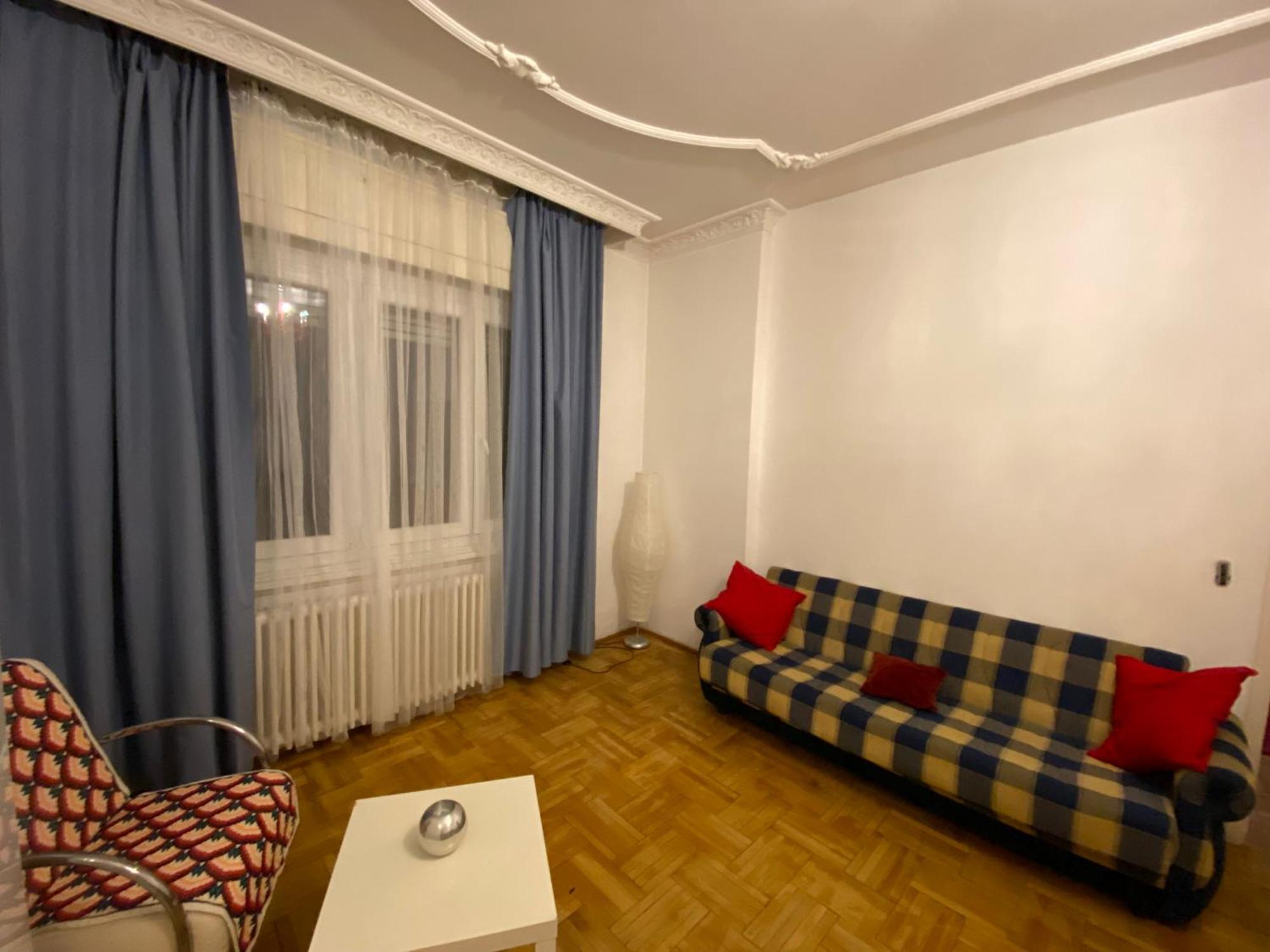 Apartment With Balcony And Ac Next To Danube Budapest Bagian luar foto